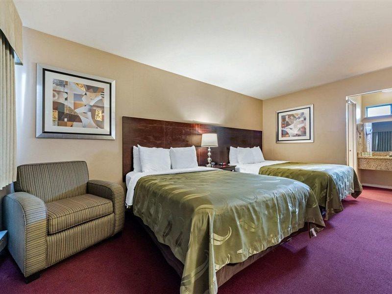 Scottish Fairway Inn Monterey Zewnętrze zdjęcie