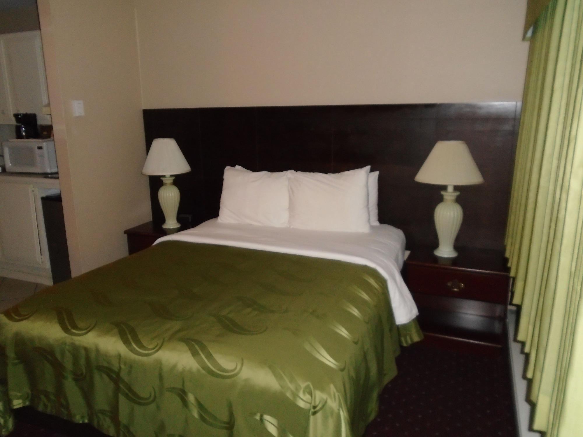 Scottish Fairway Inn Monterey Zewnętrze zdjęcie