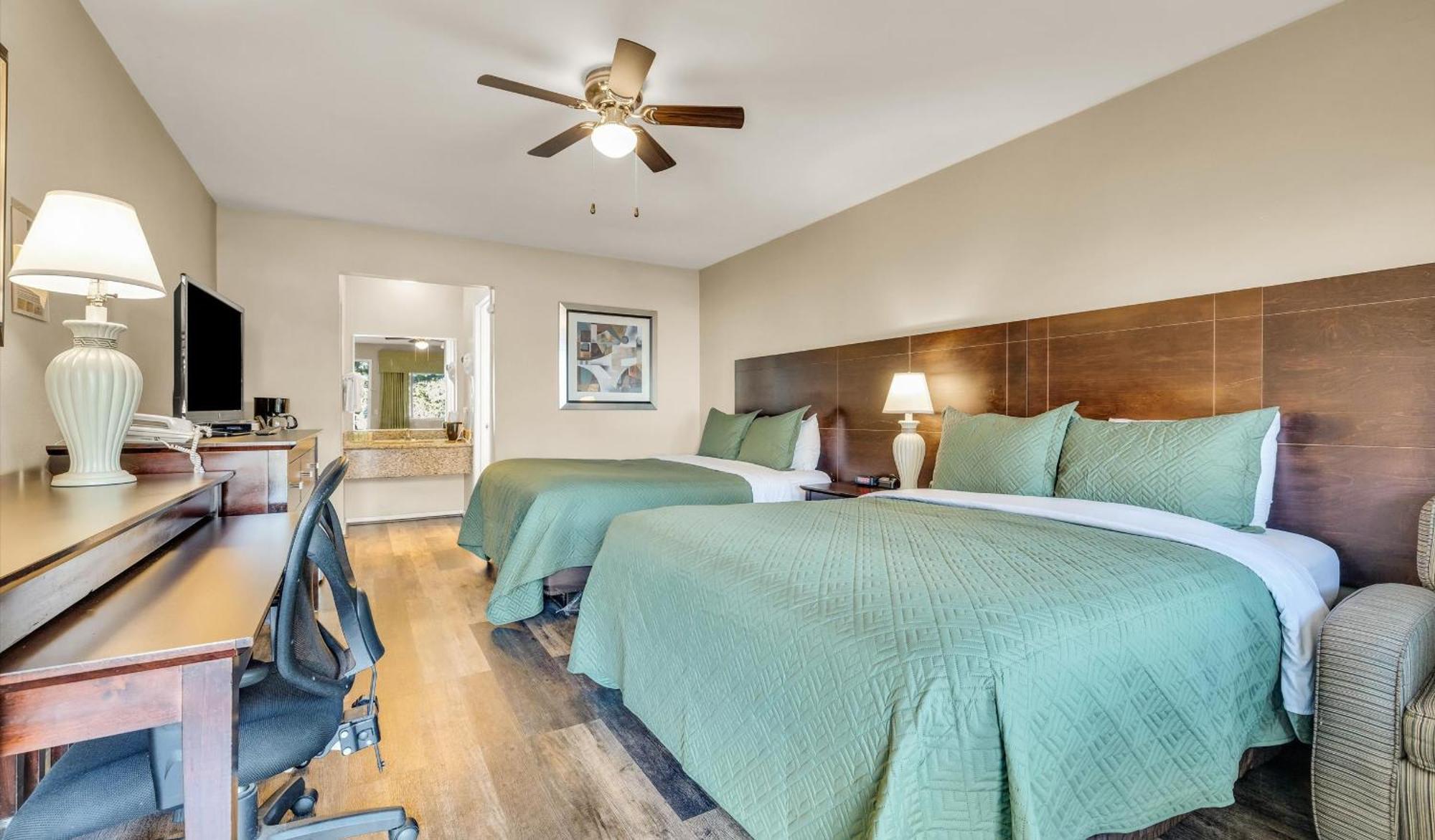 Scottish Fairway Inn Monterey Zewnętrze zdjęcie