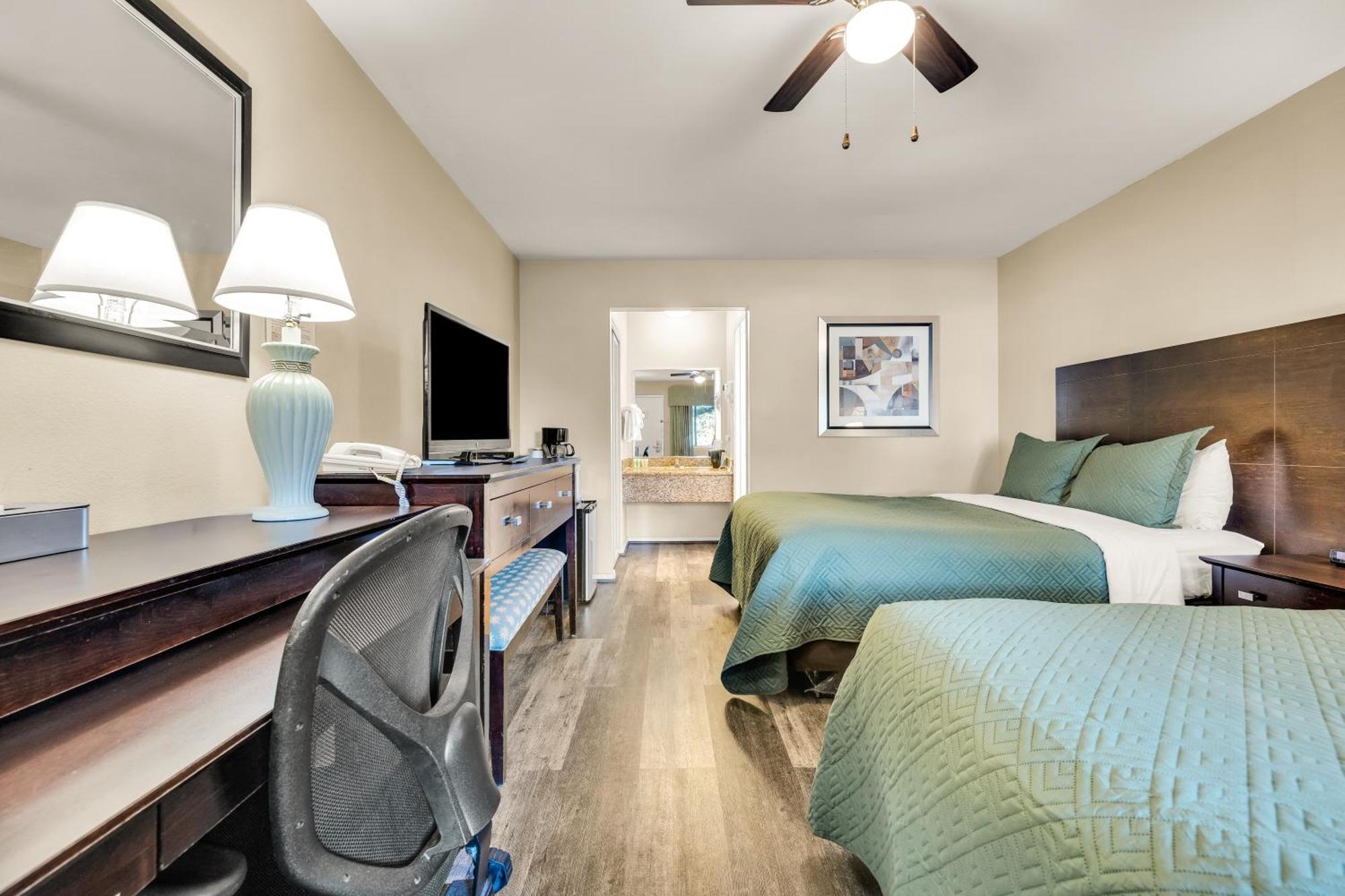 Scottish Fairway Inn Monterey Zewnętrze zdjęcie