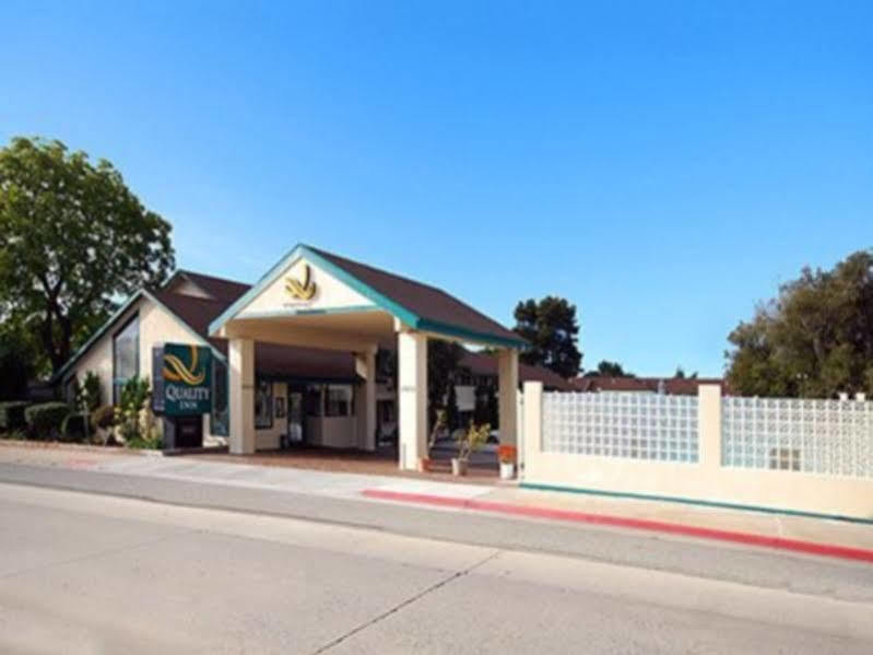 Scottish Fairway Inn Monterey Zewnętrze zdjęcie